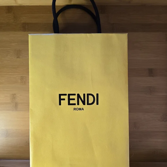 All Inclusive Fendi Brown Wallet with Iconic Monogram Pattern - Picture 14 of 14